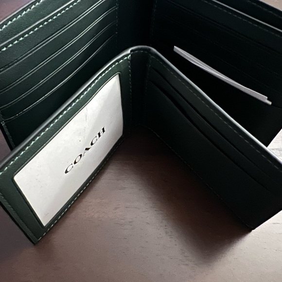 3 in 1 Retro Coach Leather Men’s wallet! Brand new with TAGS! - Picture 11 of 15